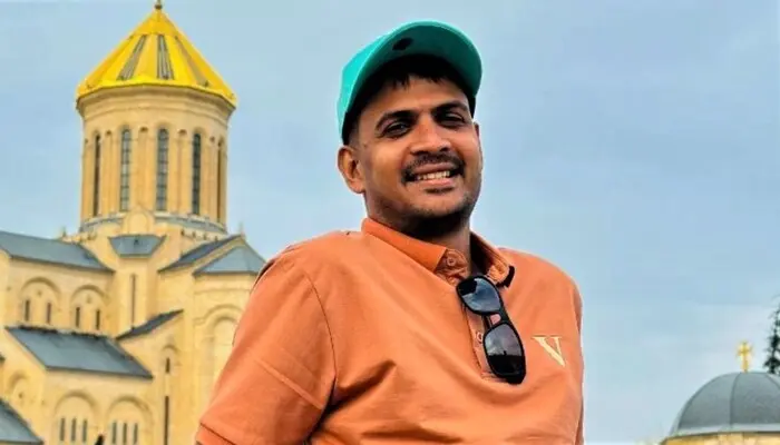 best graphic designer in kerala mallu traveler